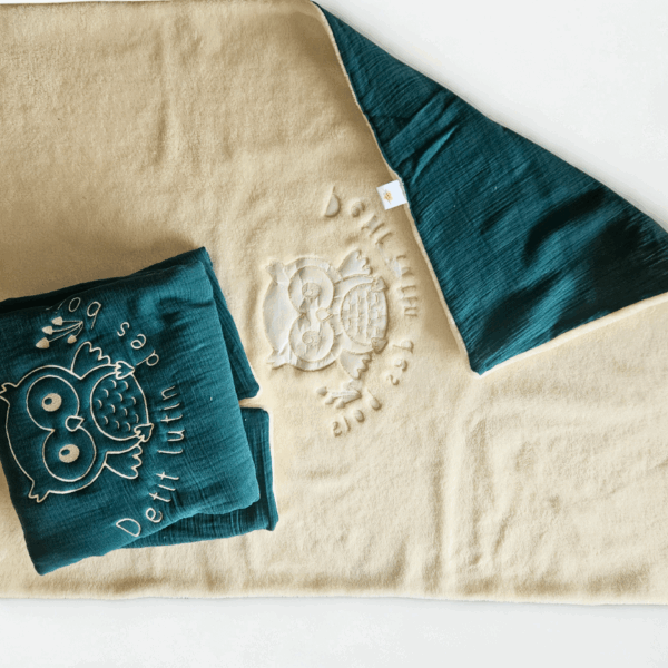 Couverture hiver brodée